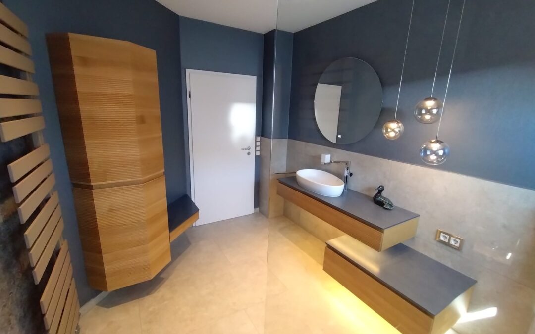 Möbel für ein Badezimmer in Senden